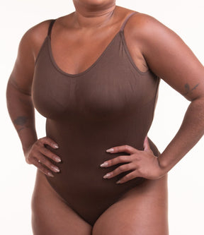 Body Curve Naked – Body Moldeador con Abertura Higiénica y Espalda Descubierta