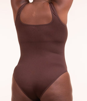 Body Shaper – Body moldeador acanalado con abertura higiénica