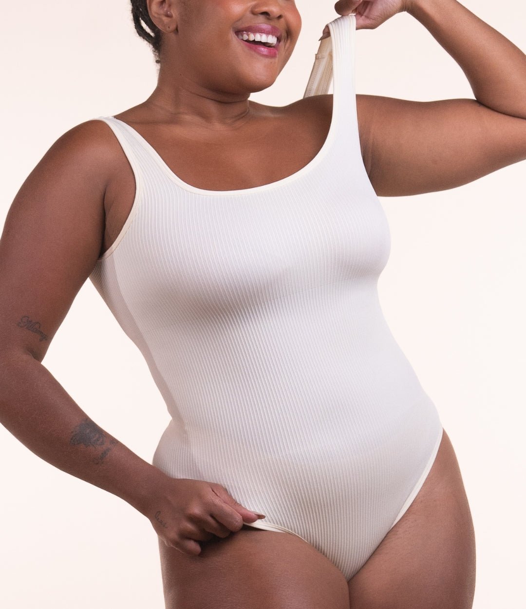 Body Shaper – Body moldeador acanalado con abertura higiénica
