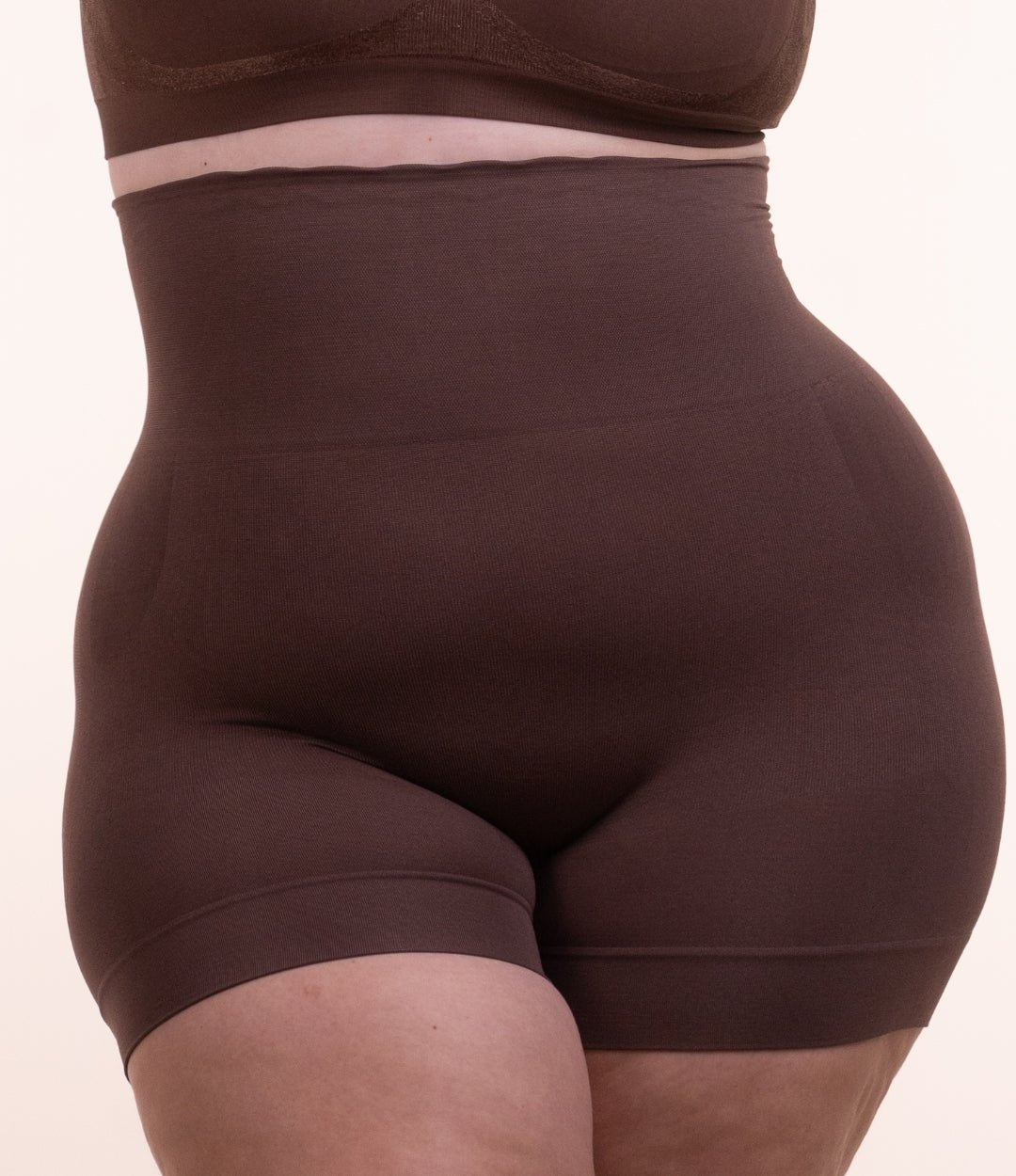 Mid Shaper - Short Moldeador de Cintura Media con Silicona