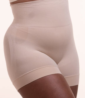 Mid Shaper - Short Moldeador de Cintura Media con Silicona
